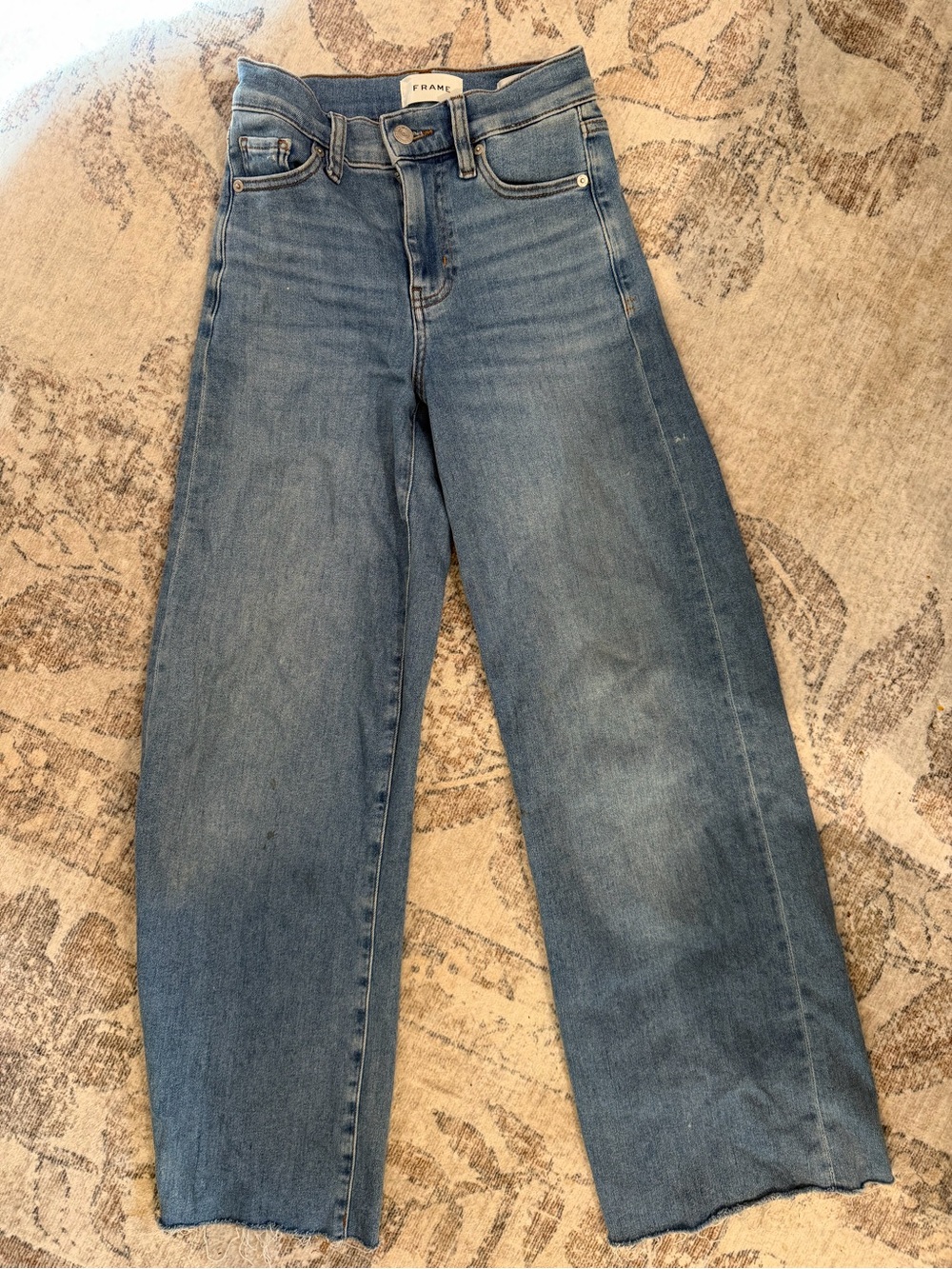 FRAME Denim Le Pixie Slim Palazzo Jeans in Medium Blue